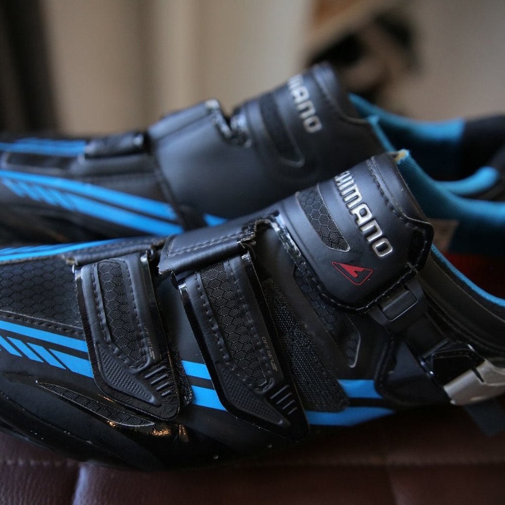 SHIMANO R320 men's carbon cycling shoes size 11.5/46.